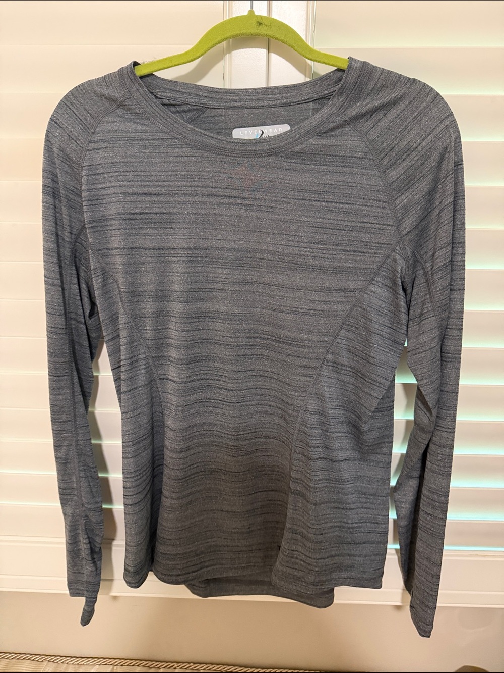 Levelwear Women's Long-Sleeve Heather Gray Performance Tee